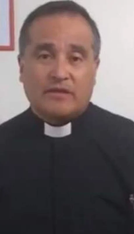 1540733112450cura-ortega