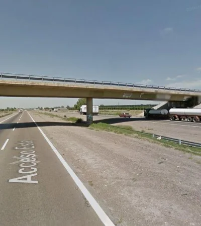 Serpa-y-Acceso-Este-choque-de-moto-en-Mendoza