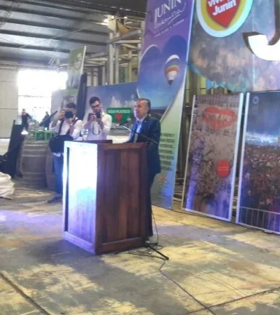 51d90404-a867-448f-8173-e3574d267c8a