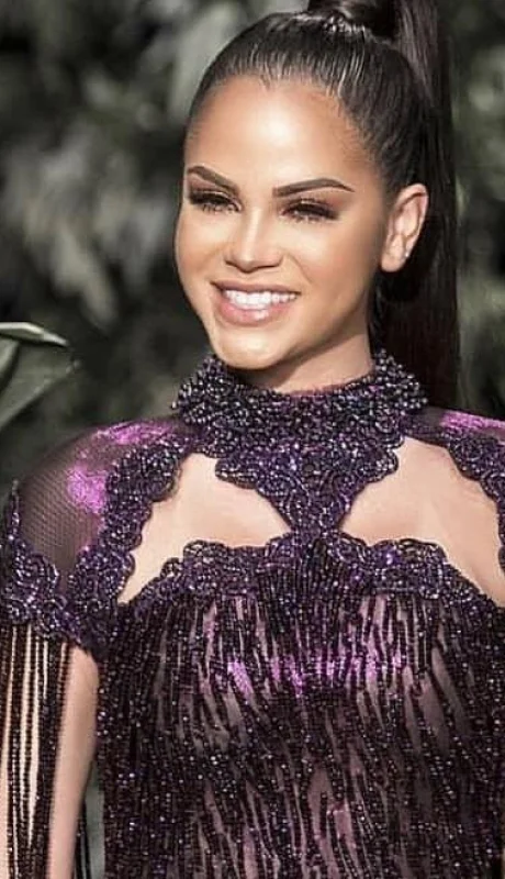 natti-natasha-vestido-hot-en-instagram