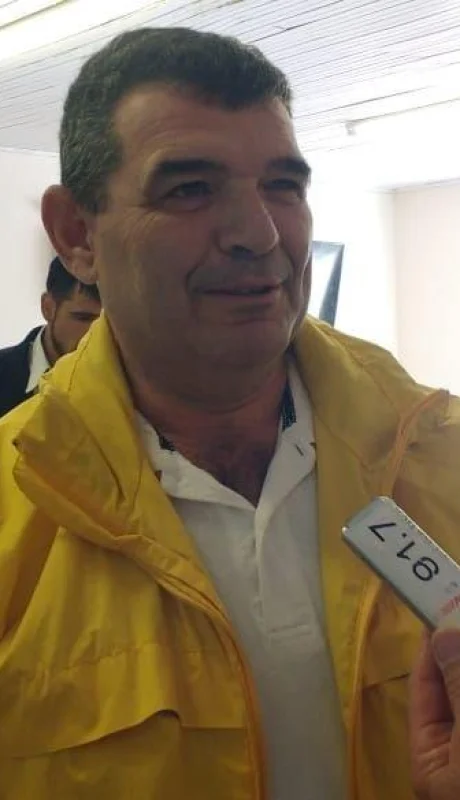 790e09b7-cafe-464e-acb9-c6acba81b9f4