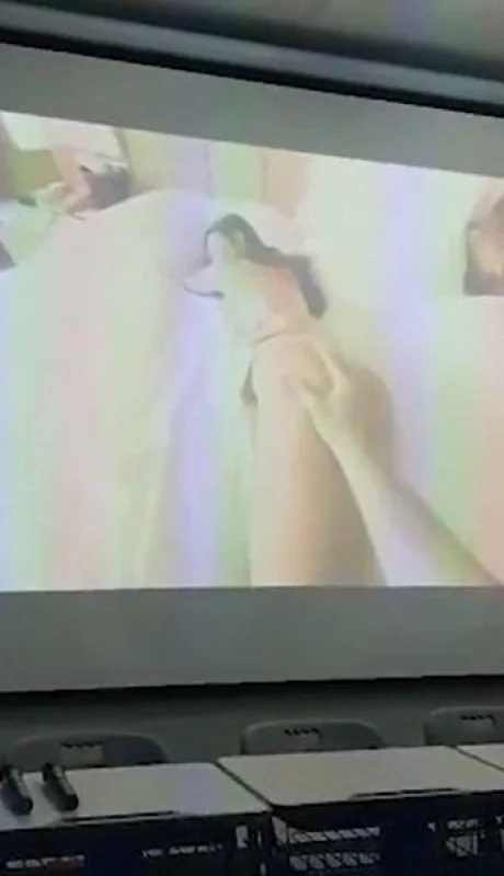 Video-xxx-en-plena-clase-del-colegio