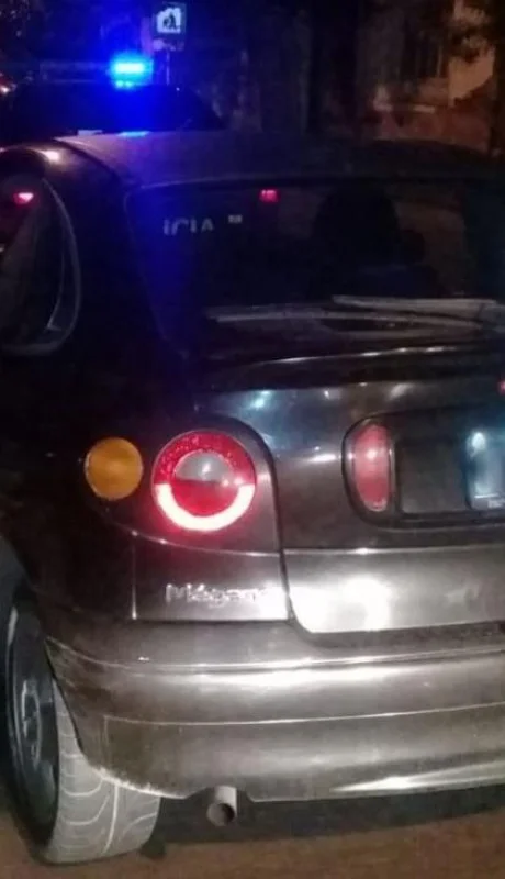renault-megane-robado-ladrones-mendoza