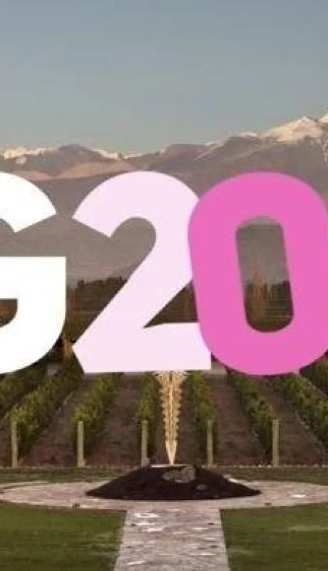 c4bc56b3-9d02-4e87-b88e-1e70761d9a33