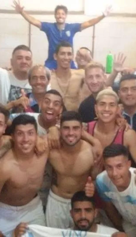 46452359_2197030373899082_2622338964572340224_n