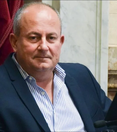 Juan-Carlos-Marino-senadores-recinto-denuncia-abuso-sexual