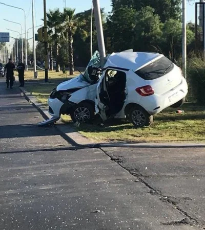 Auto-accidentado2