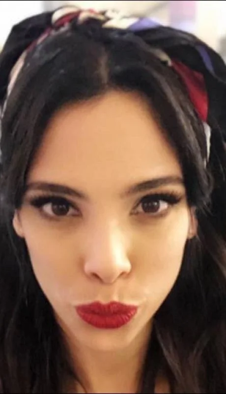 maypi-delgado-hot-fotos-sabado-bus-instagram-77