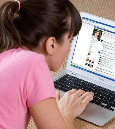 MENTIRAS-EN-FACEBOOK