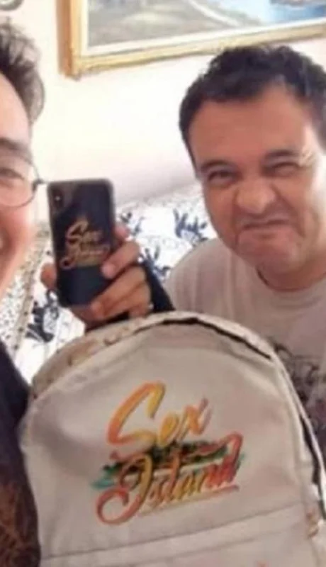 adolescente-sex-island