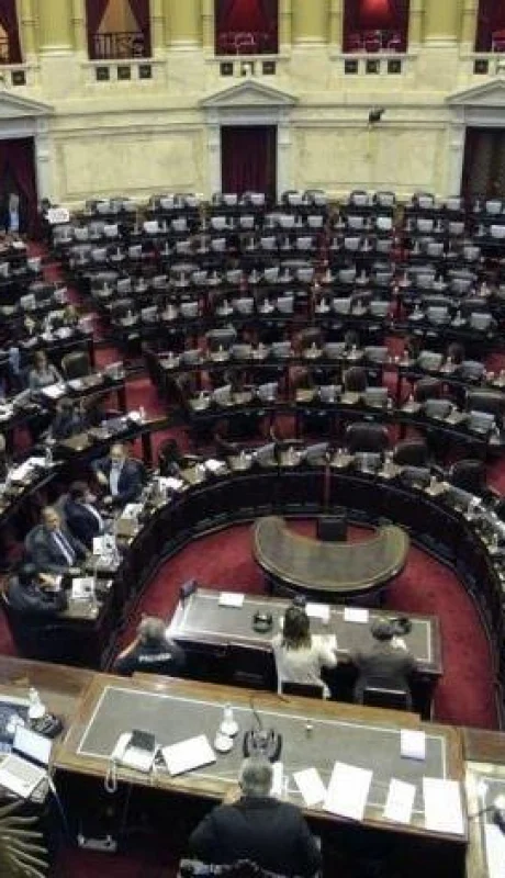 camara-de-diputados-de-la-nacion-20180619-334947