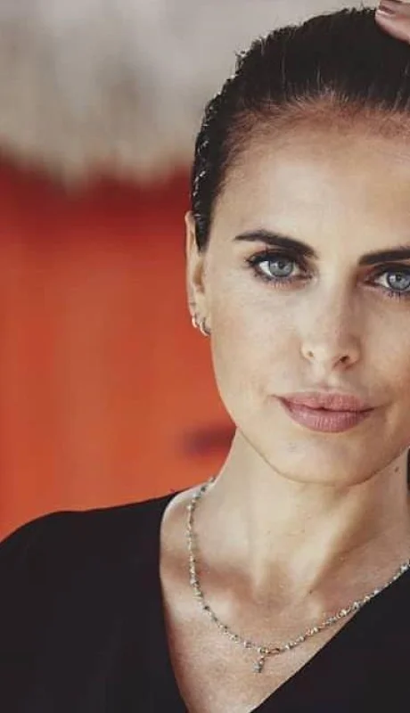 silvina-luna-instagram-desnuda-foto-cama-argentina-modelo-4