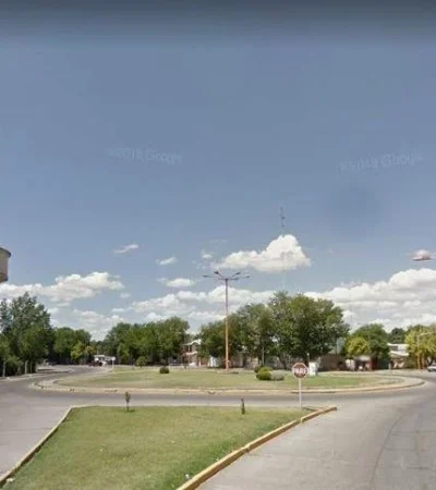 rotonda-rivadavia-brandsen-policia-borracho-mendoza