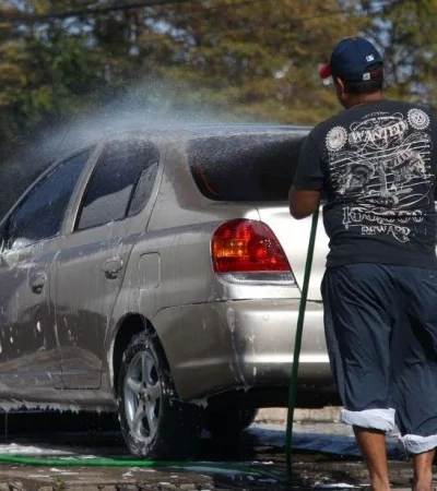 lava-autos-mira-autoridades_LPRIMA20160125_0148_31