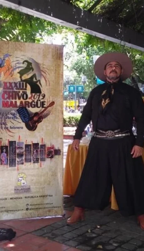 efd0088c-8100-490d-a36a-e448ef46311c