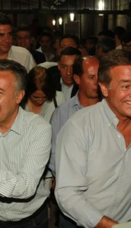 cornejo-suarez-capital-desdoblamiento-mendoza-elecciones