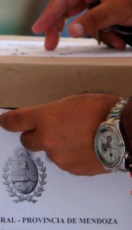 image552e5c4419a8b7.04544114