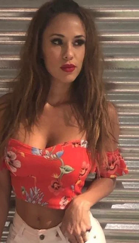 barby-silenzi-fotos-vestido-hot-carlos-paz-cuerpo-vedette-argentina-88