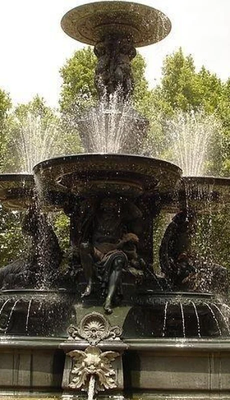 fuente-5-continentes-parque-general-san-martin-mendoza