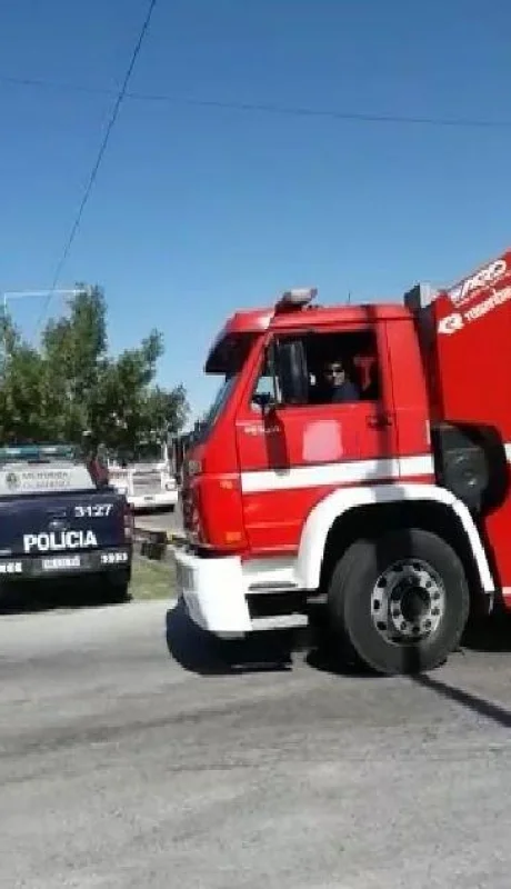 incendio-bomberos-maipú-mendoza-empresa-rodriguez-peña