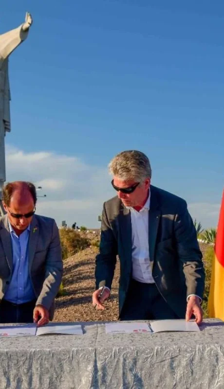 Firma-de-Declaraci_n-de-Intenci_n-de-Amistad-Bietigheim-Bissingen-&-Tupungato3