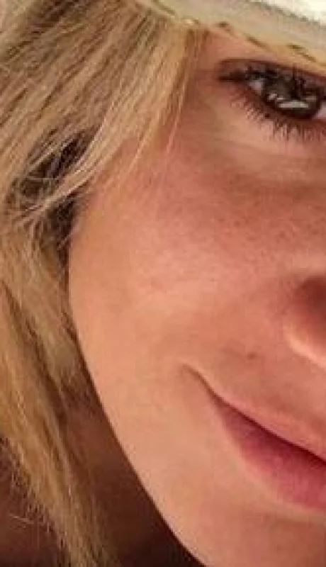 playa-fotos-cuerpo-mar-plata-obra-actriz-verano-laurita-fernandez-estrella-de-mar-776