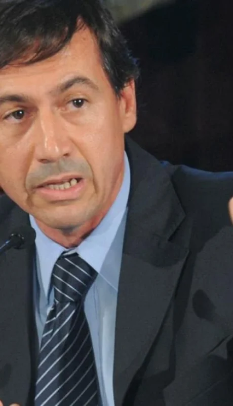 Luis-Naidenoff-UCR-córdoba