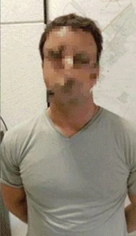 médico-abuso-masturbación-espalda-eyaculación