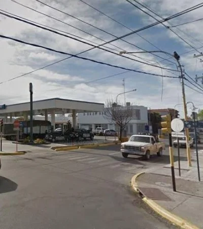 robo-policiales-mendoza-ladrones-hoy-auto