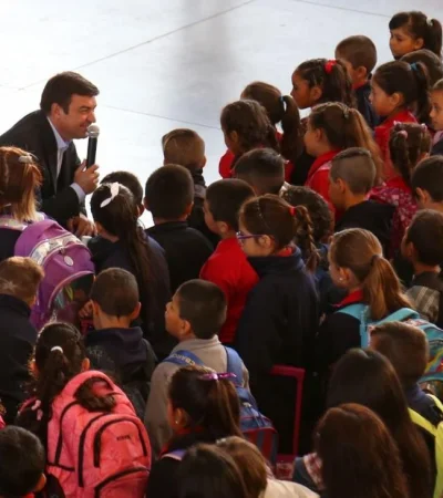 De-Marchi-en-el-Inicio-del-Ciclo-Lectivo