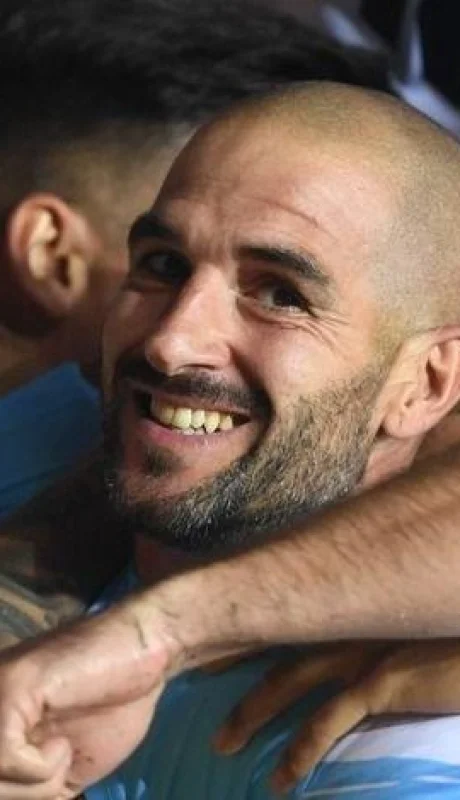 aw9hKtbvf_1000x472__1