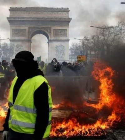 francia-chalecos-amarillos-protesta-