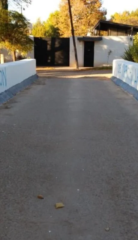 grafiti-vecinos-luján-de-cuyo-los-aromos-pintadas-macri-elecciones