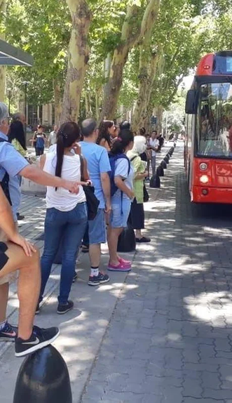 f422b08f-edaf-4e42-a262-3c76382be279