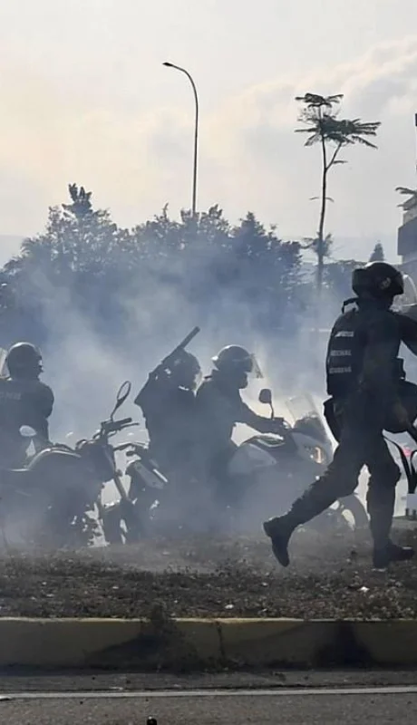 venezuela-alzamiento-martes-golpe-estado-guaido-lopez-maduro-3