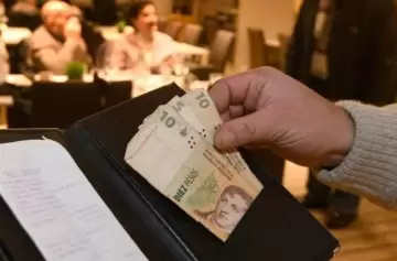 Gastronomía Argentina: ¿se viene la propina obligatoria?