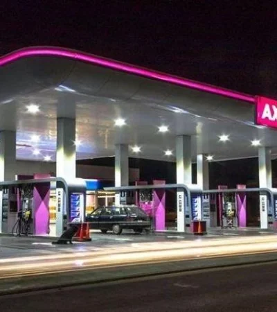 Axion comunicó baja de precios