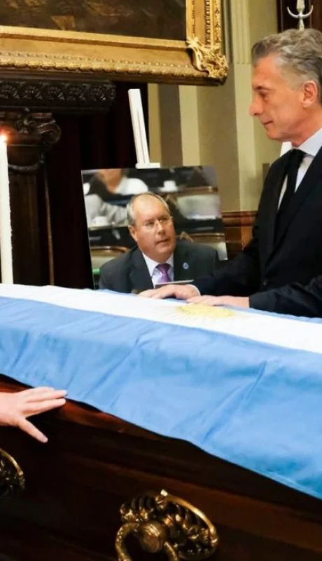 despidieron-al-diputado-hector-olivares-en-congreso-macri-asistio-argentina