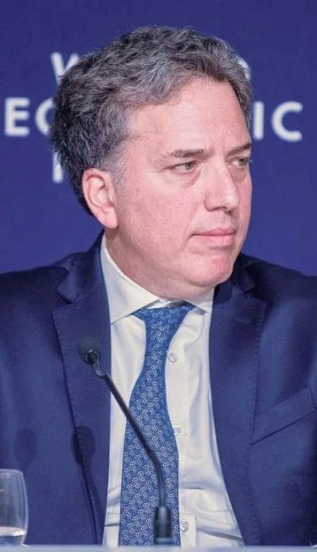 nicolás-dujovne-anuncios-gobierno-economía-argentina-ministro