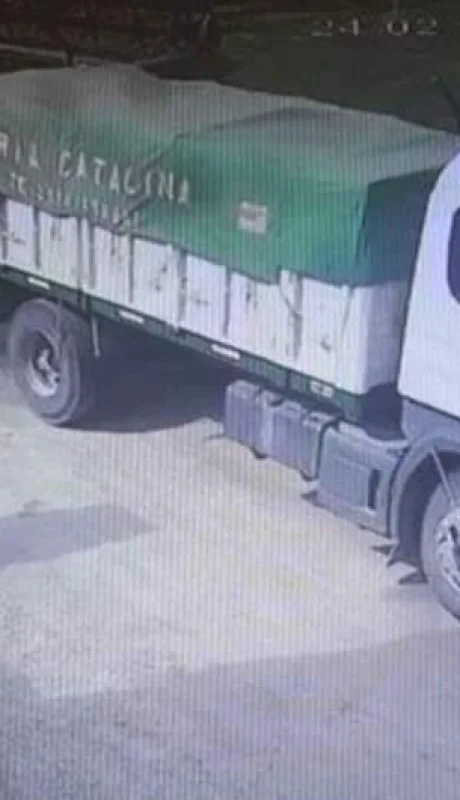 camionero-aplastado-morón-video-buenos-aires-frigorífico