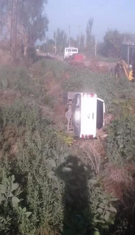 camioneta-policía-mendoza-tren-accidente-policiales-