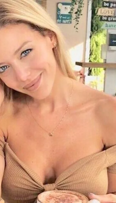 evangelina-anderson-jacuzzi-fotos-instagram-marido-video-bikini-6