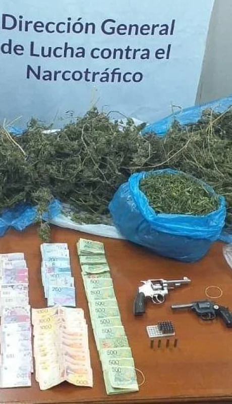 las-heras-secuestraron-mas-de-siete-kilos-de-marihuana-dos-hombres-detenidos.jpeg