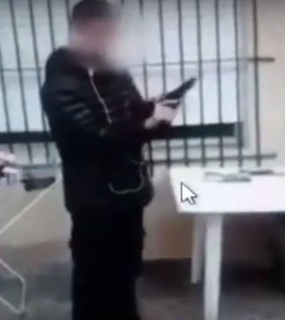 joven-disparo-buenos-aires-escuela-colegio-arma-amenaza