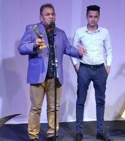 64982119_10219687585002932_7447520686228111360_n