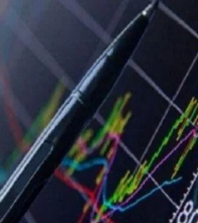 el-dolar-cerro-estable-y-el-riesgo-pais-fue-record-en-la-era-macri