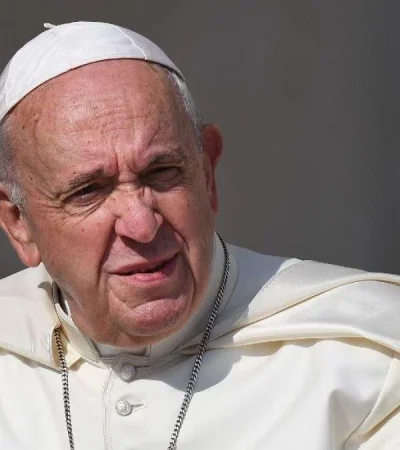 el-vaticano-cuestiono-la-ideologia-de-genero--con-un-documento