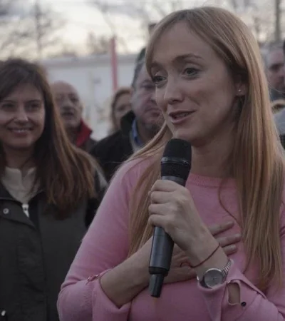 anabel-sagasti-cierre-campaña-mendoza-2