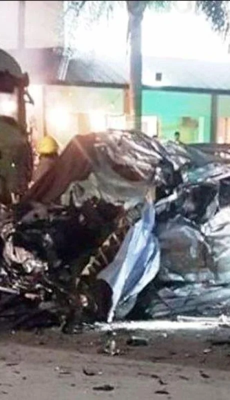 seis-personas-murieron-en-accidente-vial-en-sunchales-santa-fe-todos-miembros-de-una-familia