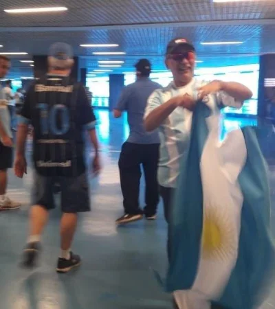 hinchas-previa-Argentina-Qatar